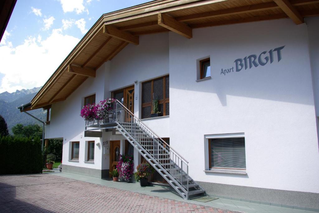 Apart Birgit Pfunds Bagian luar foto